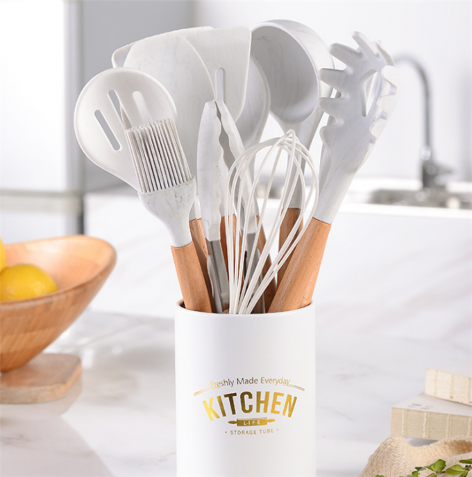 Ustensile en bois de cuisine de poignée réglé pour des accessoires de cuisine